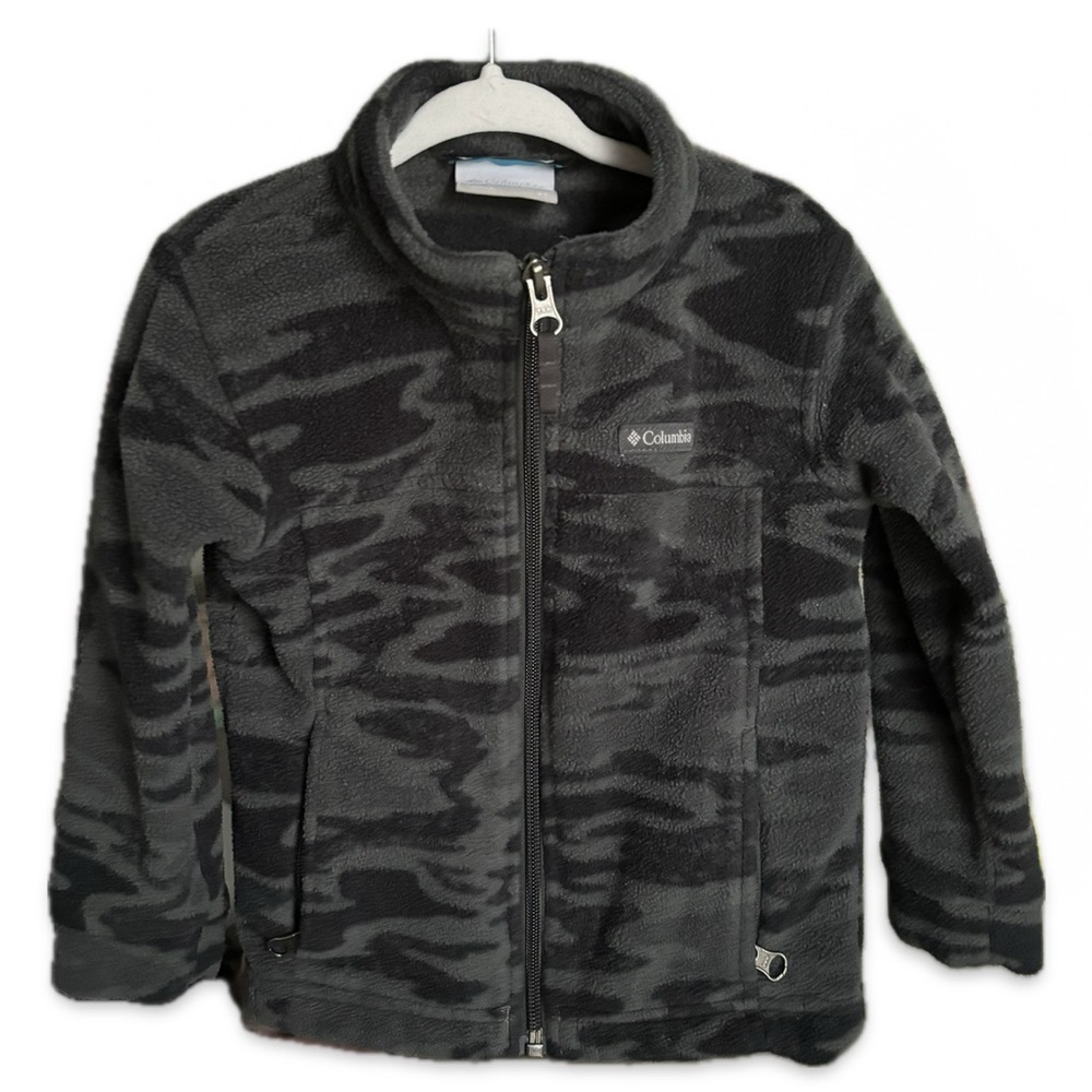 20-EUC Columbia fleece boy’s jacket 3T camo grey and black